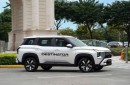 Mitsubishi Destinator bán hơn 10.000 xe tại Việt Nam sau 10 tháng, phá kỷ lục của 'đàn anh' Xpander